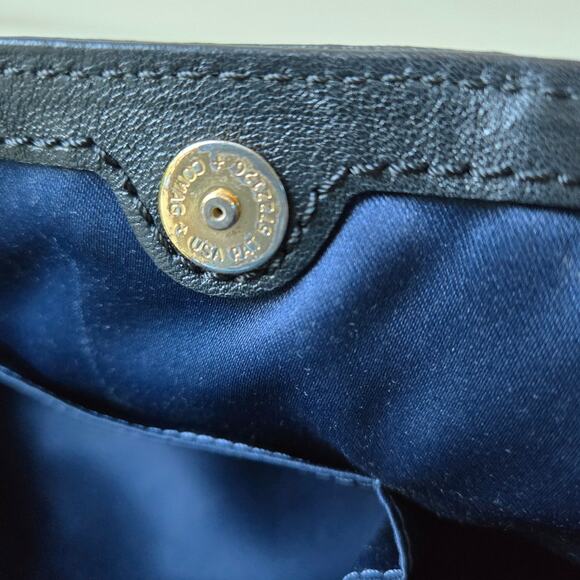 Coach Madison Shoulder Flap Bag Black Pebbled Leather Envelope Purse Handbag EUC - Picture 15 of 15